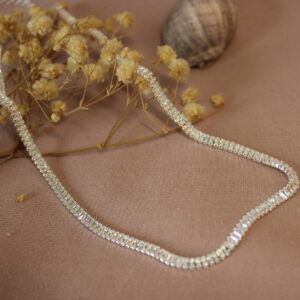 Collar Ariana Grande scaled